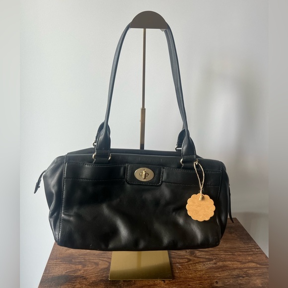 Kate Spade Black Leather Women's Bag Medicine Purse comes with Card Inside - Picture 1 of 4